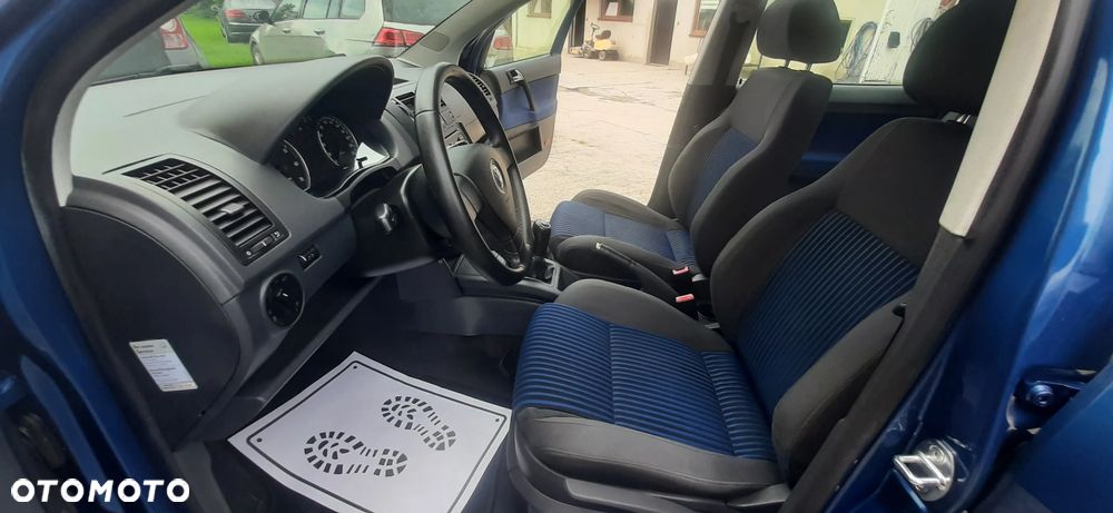 Volkswagen Polo - 33