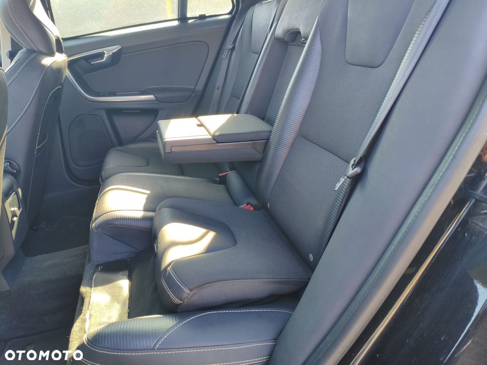 Volvo V60 - 15