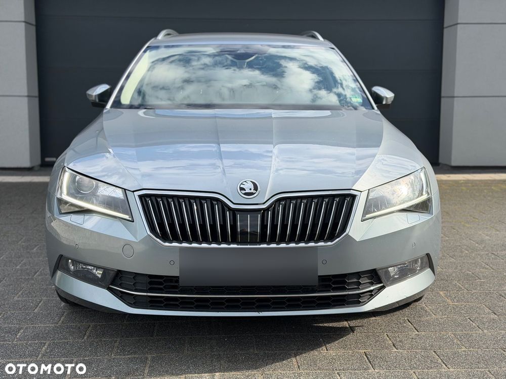 Skoda Superb 2.0 TDI DSG L&K - 1