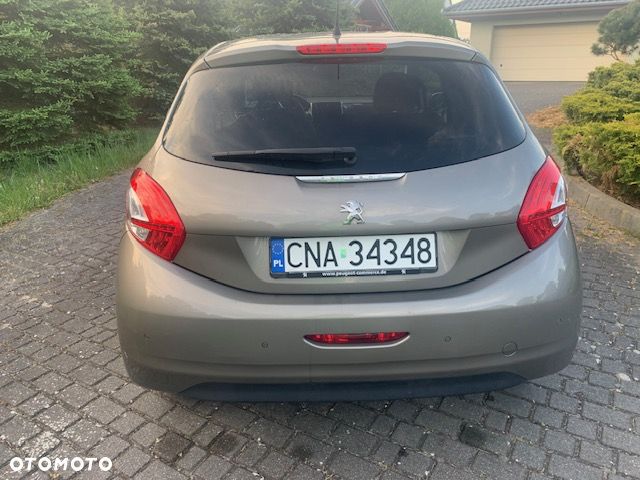 Peugeot 208 1.6 e-HDi Allure STT - 6