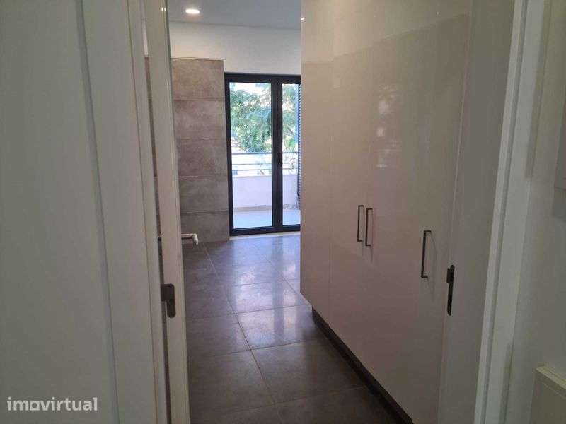 Apartamento T3 - Vila Chã - Amadora - Grande imagem: 3/12