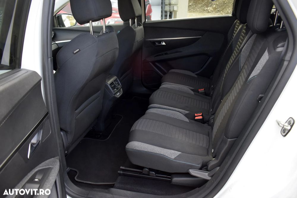 Peugeot 5008 1.5L BlueHDI EAT8 S&S GT - 11