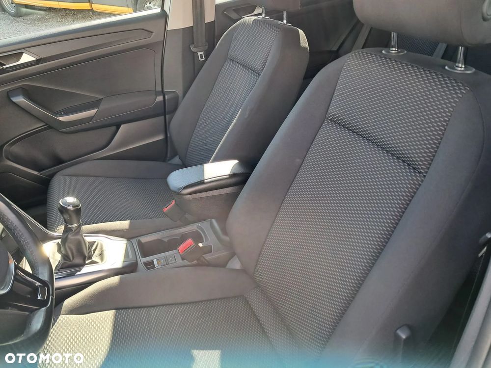 Volkswagen T-Roc 1.0 TSI Advance - 22