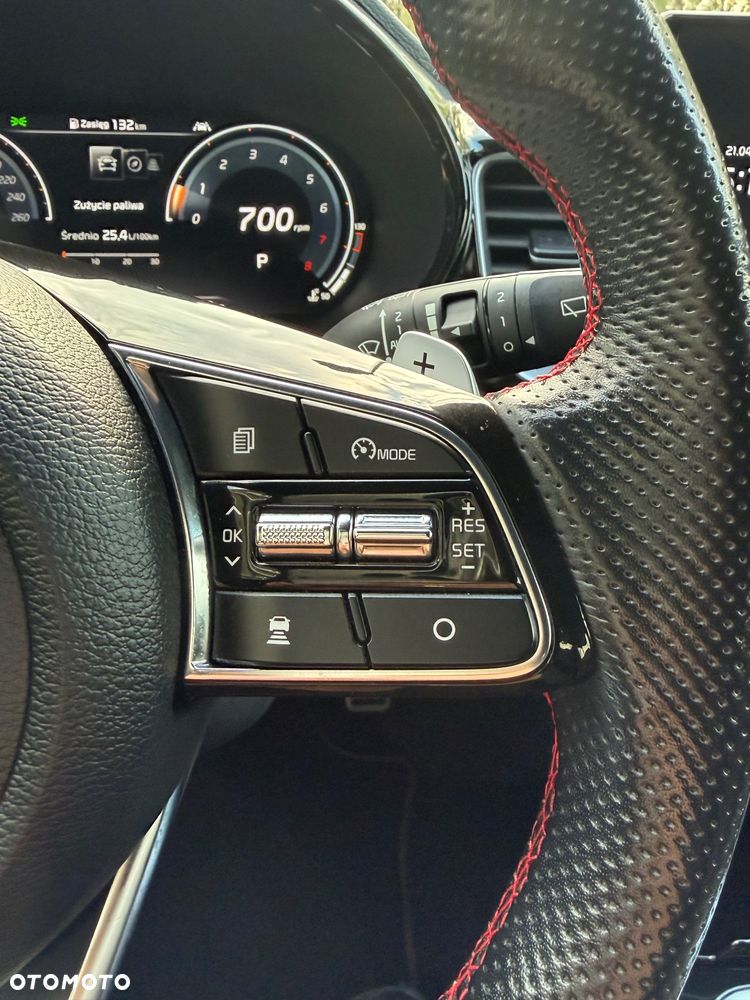 Kia ProCeed 1.6 T-GDI GT DCT - 25