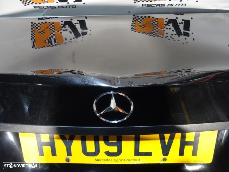 Tampa Da Mala Mercedes-Benz C-Class (W204)  Mala Mercedes W204 Sedan - 6