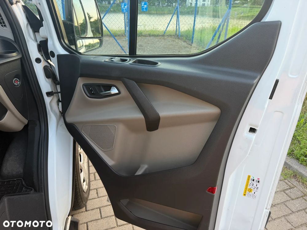 Ford Transit Custom 290 L1H1 Limited - 13
