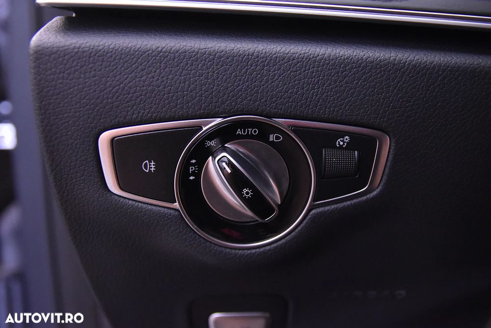 Mercedes-Benz E 220 d Aut. - 15
