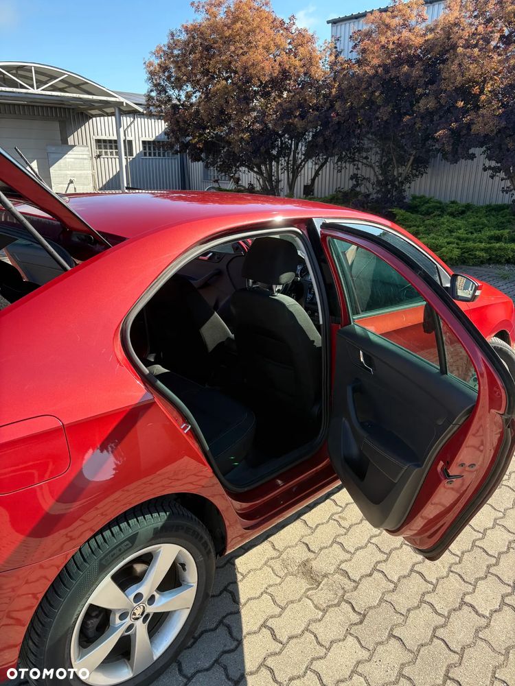 Skoda RAPID Spb 1.6 TDI DPF Ambition - 9