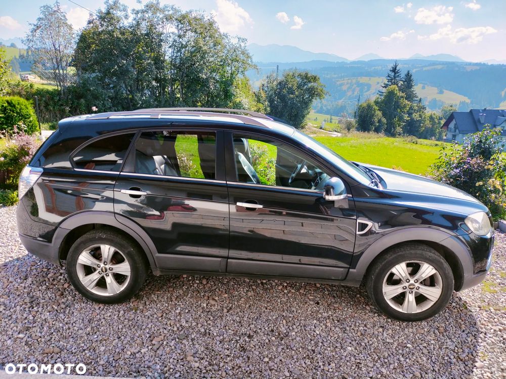 Chevrolet Captiva 2.0 d LT base - 3