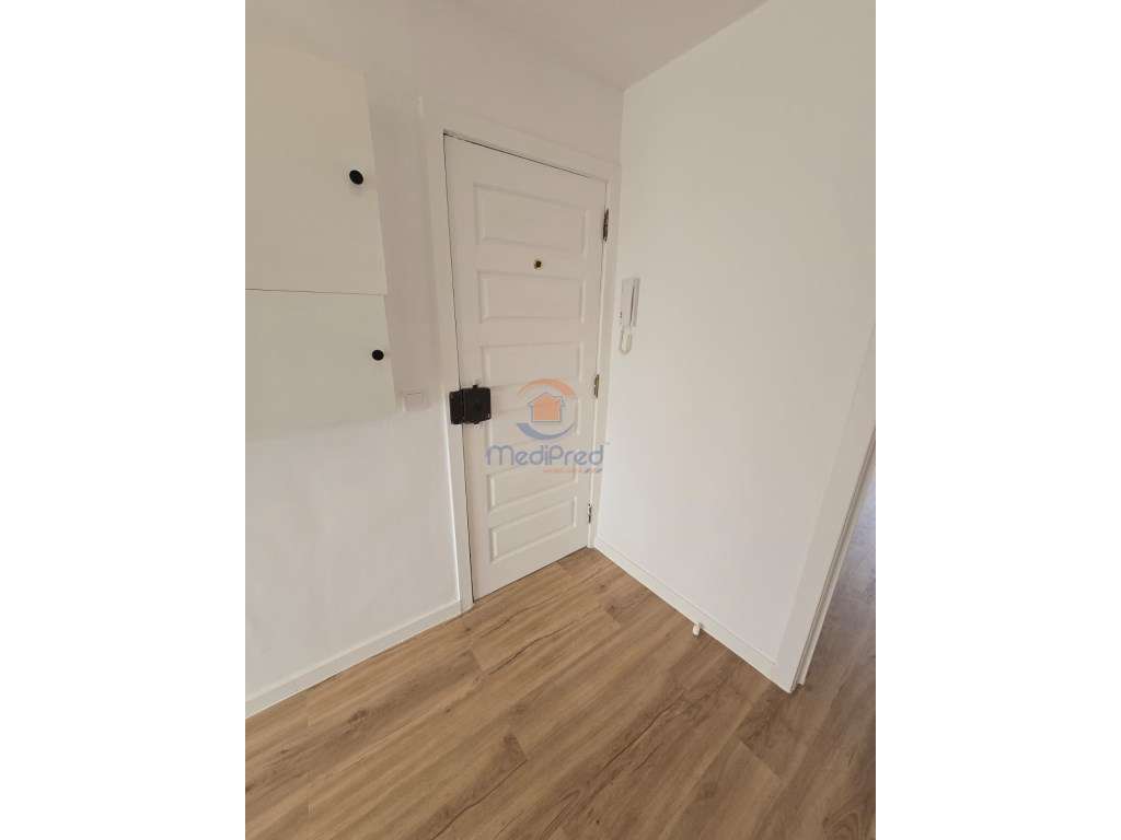 Apartamento T2 com Pátio | Mercês, Mem Martins - Grande imagem: 4/12