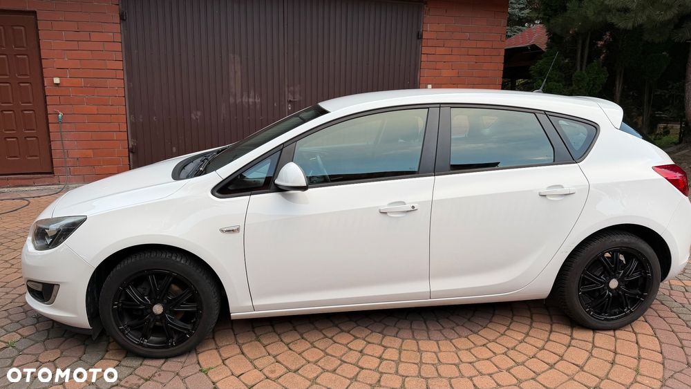 Opel Astra 1.4 Fun - 9