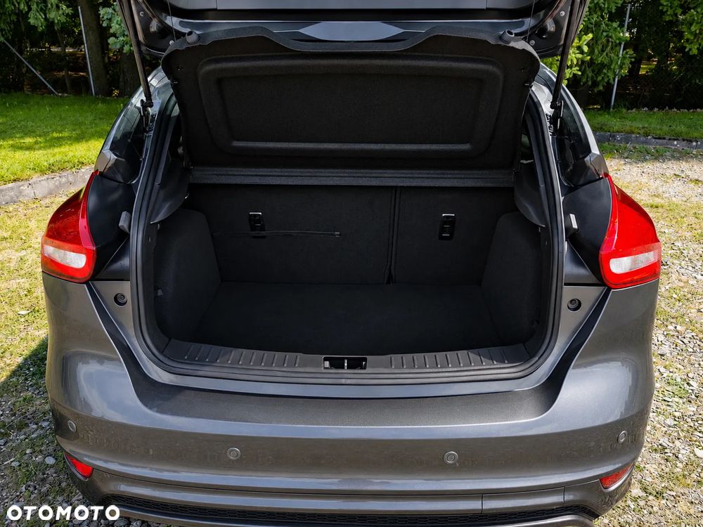 Ford Focus 1.5 EcoBoost ST-Line Black ASS - 17