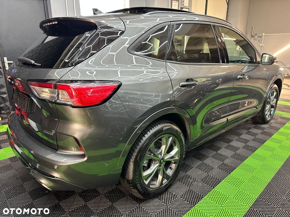 Ford Kuga - 3