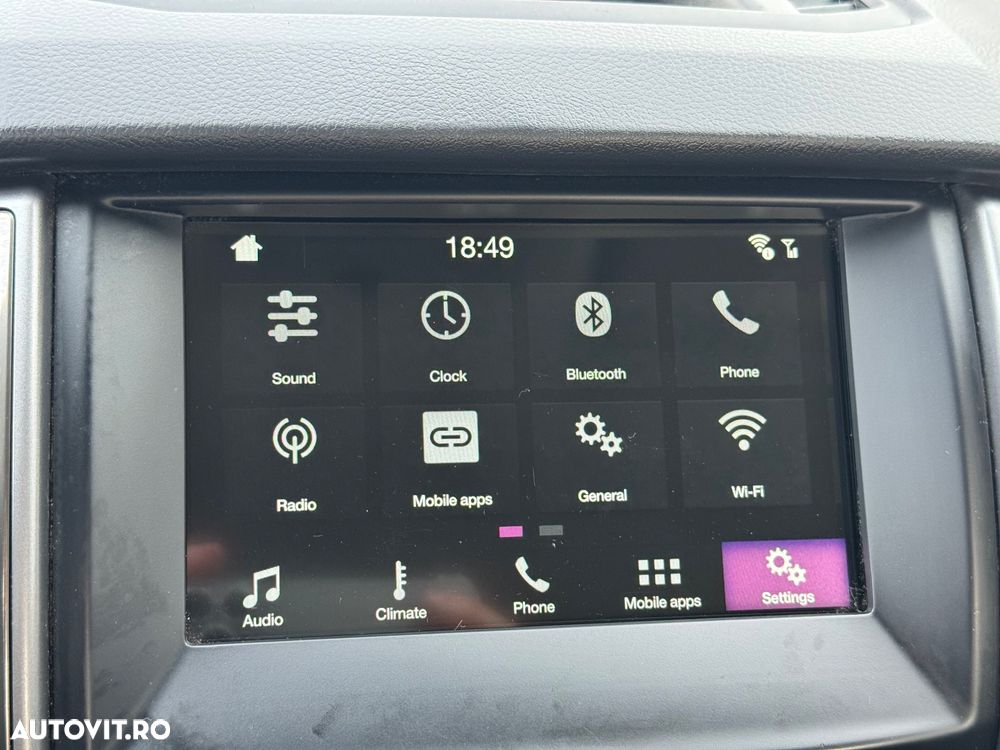 Ford Ranger 4x4 Cabina Dubla XLT - 12