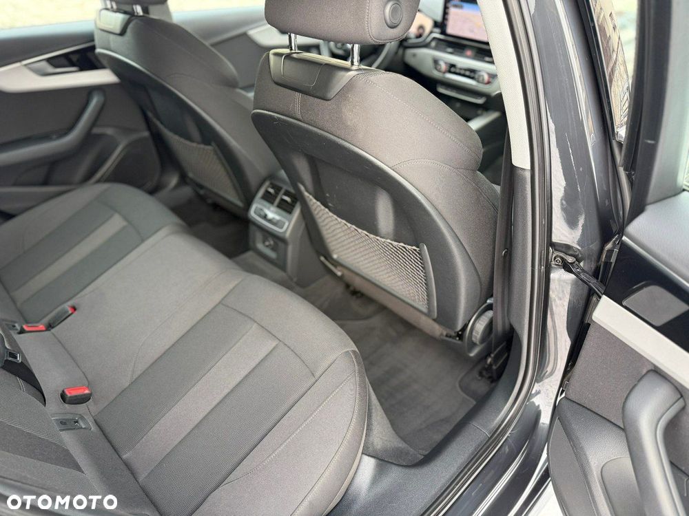 Audi A4 Avant 35 TFSI S tronic S line - 24