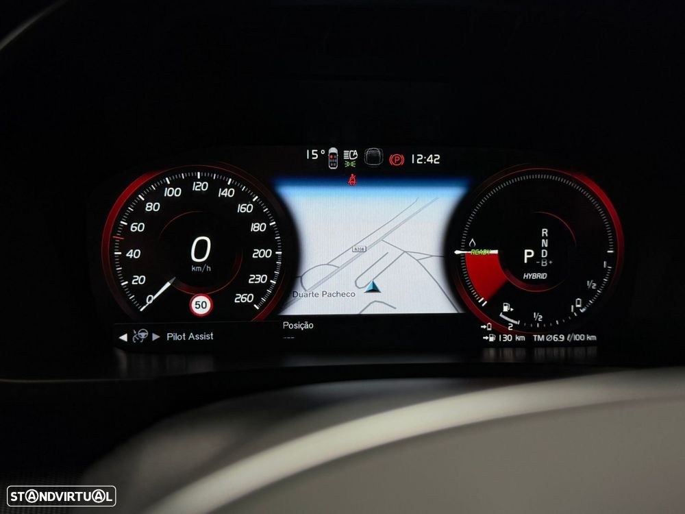 Volvo XC 90 2.0 T8 PHEV R-Design AWD - 37