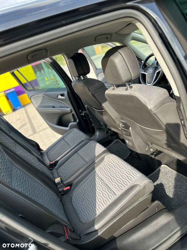 Opel Zafira - 17