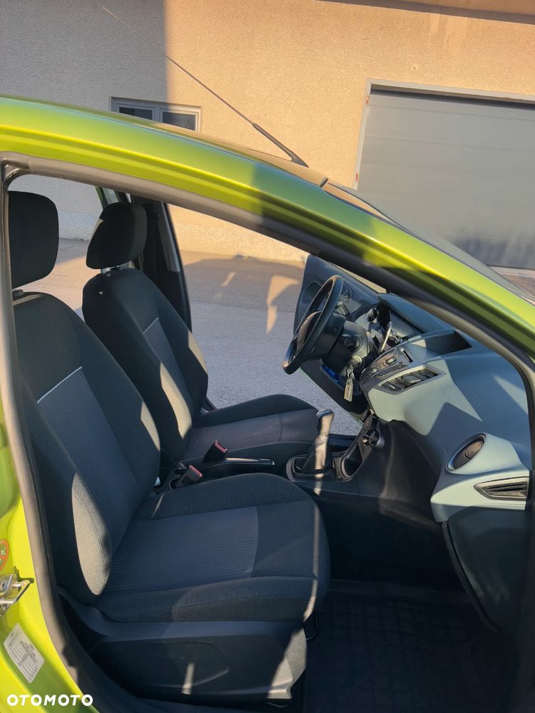 Ford Fiesta - 5