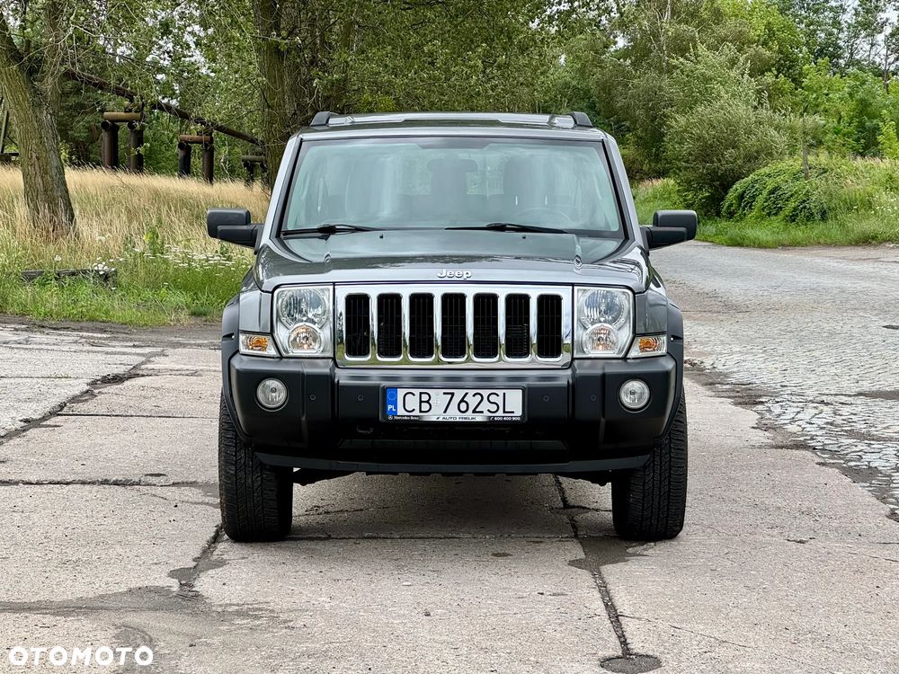 Jeep Commander 3.0 CRD Laredo - 8