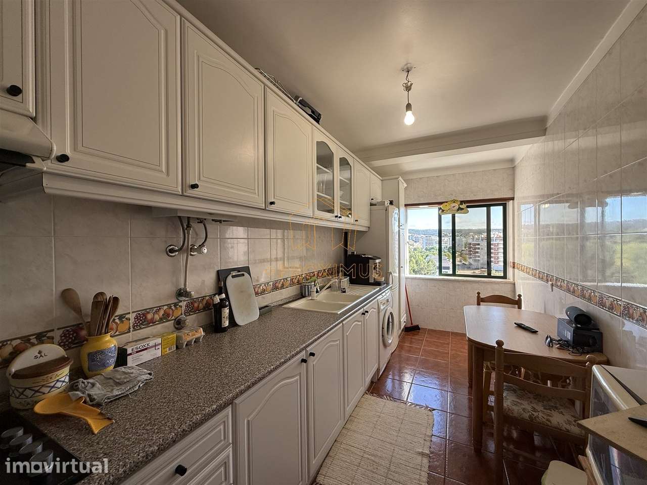 Apartamento T2 junto ao Jardim das Abadias - Grande imagem: 5/17