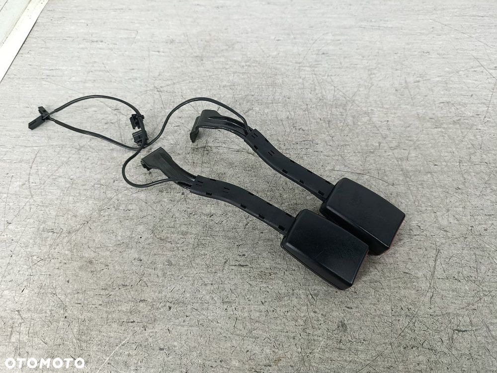 ZAPINKI, SPINKI PASA PRZÓD KOMPLET VW PASSAT B6 3C0857756  3C0857755 - 4