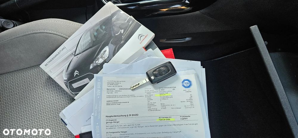 Citroën C3 VTi 120 Exclusive - 23