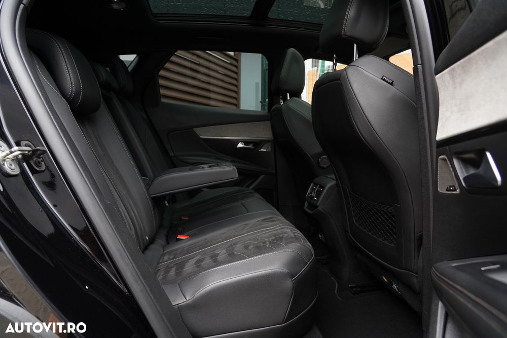 Peugeot 3008 PHEV EAT8 4X4 GT Pack - 27