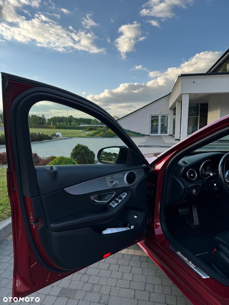 Mercedes-Benz Klasa C 200 4-Matic 7G-TRONIC - 12