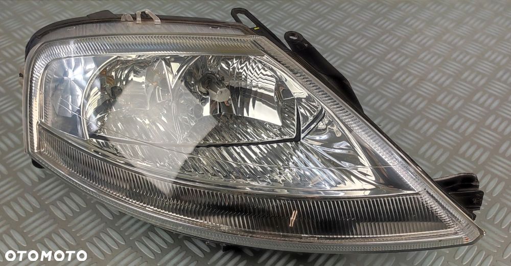 reflektor lampa prawa prawy przód przednia CITROEN C3 I 1 2003-2009 EUROPA - 1