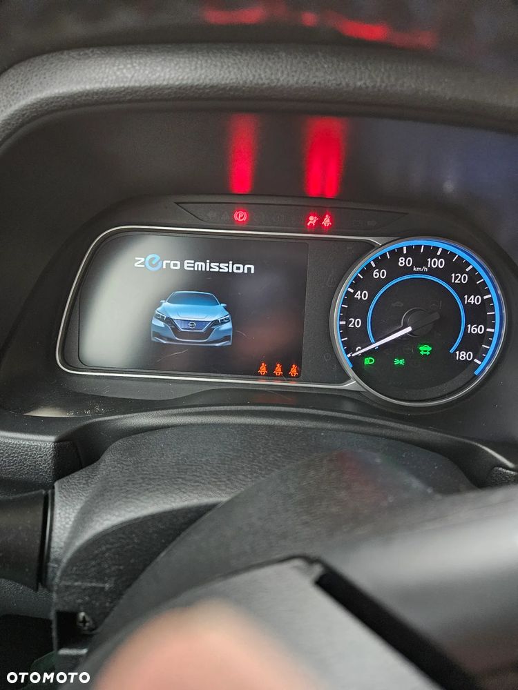 Nissan Leaf 40kWh Tekna - 14