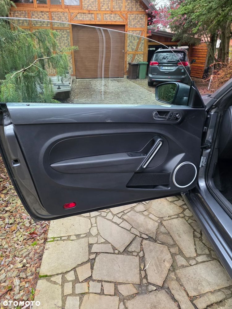 Volkswagen Beetle 2.0 TSI DSG Sport - 24