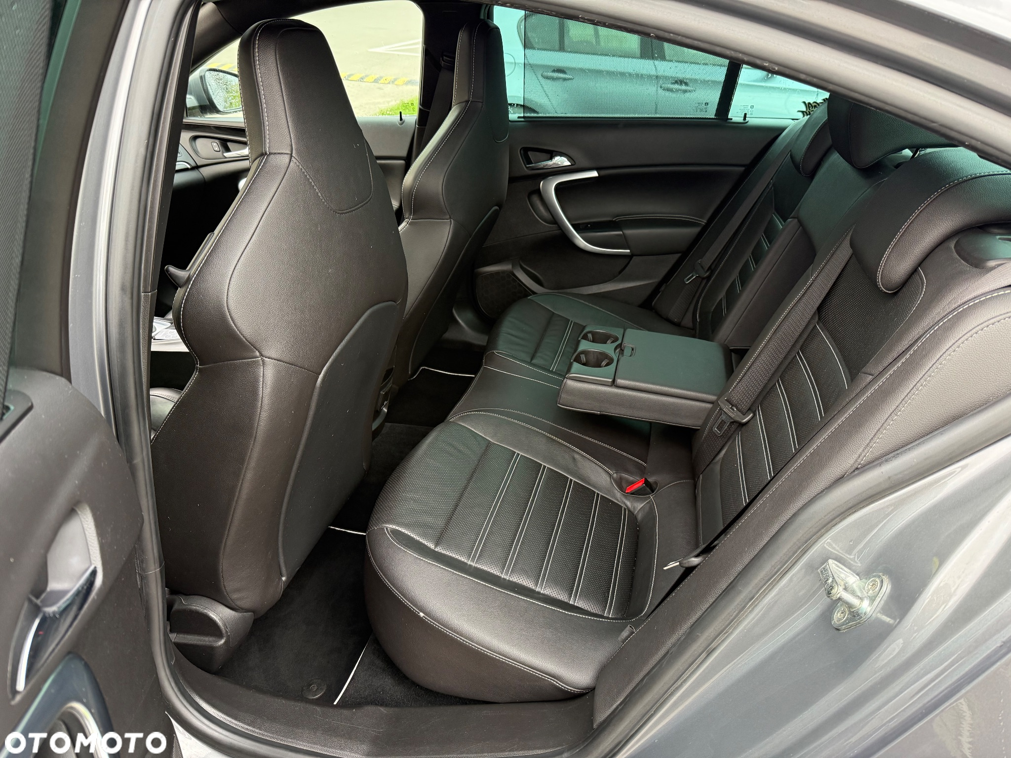 Opel Insignia 2.8 T V6 OPC - 11