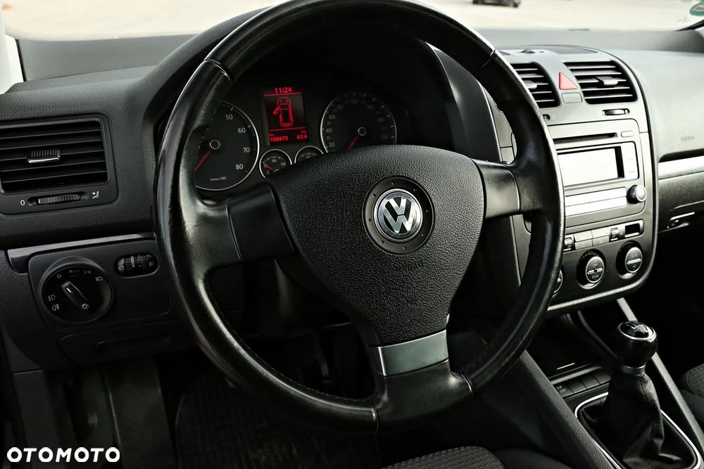 Volkswagen Golf 1.4 TSI MATCH - 35