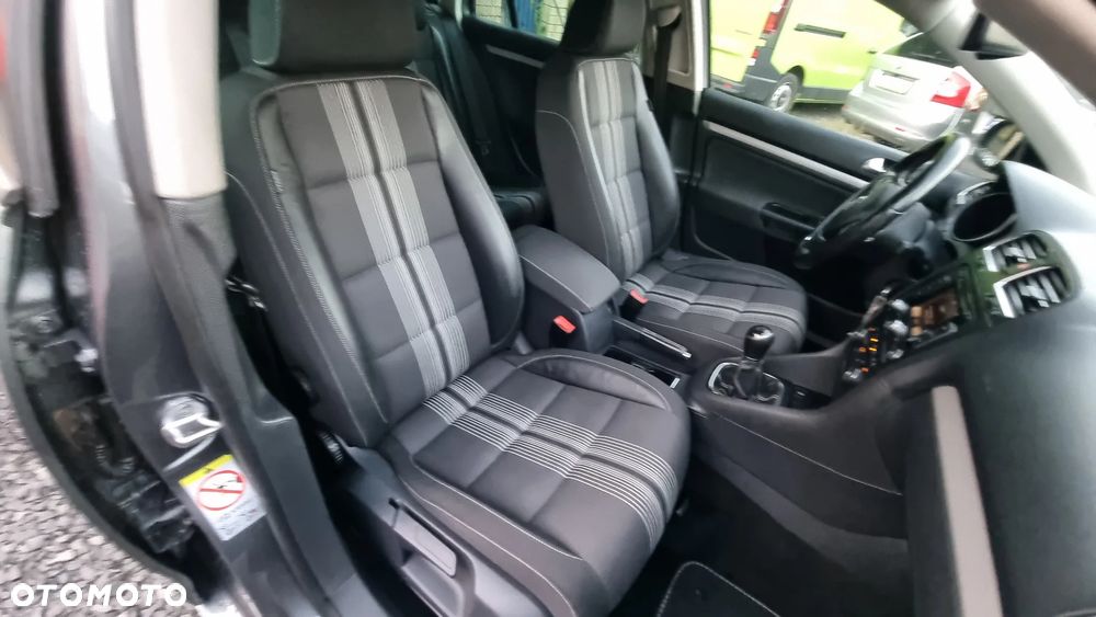 Volkswagen Golf 1.2 TSI MATCH - 13