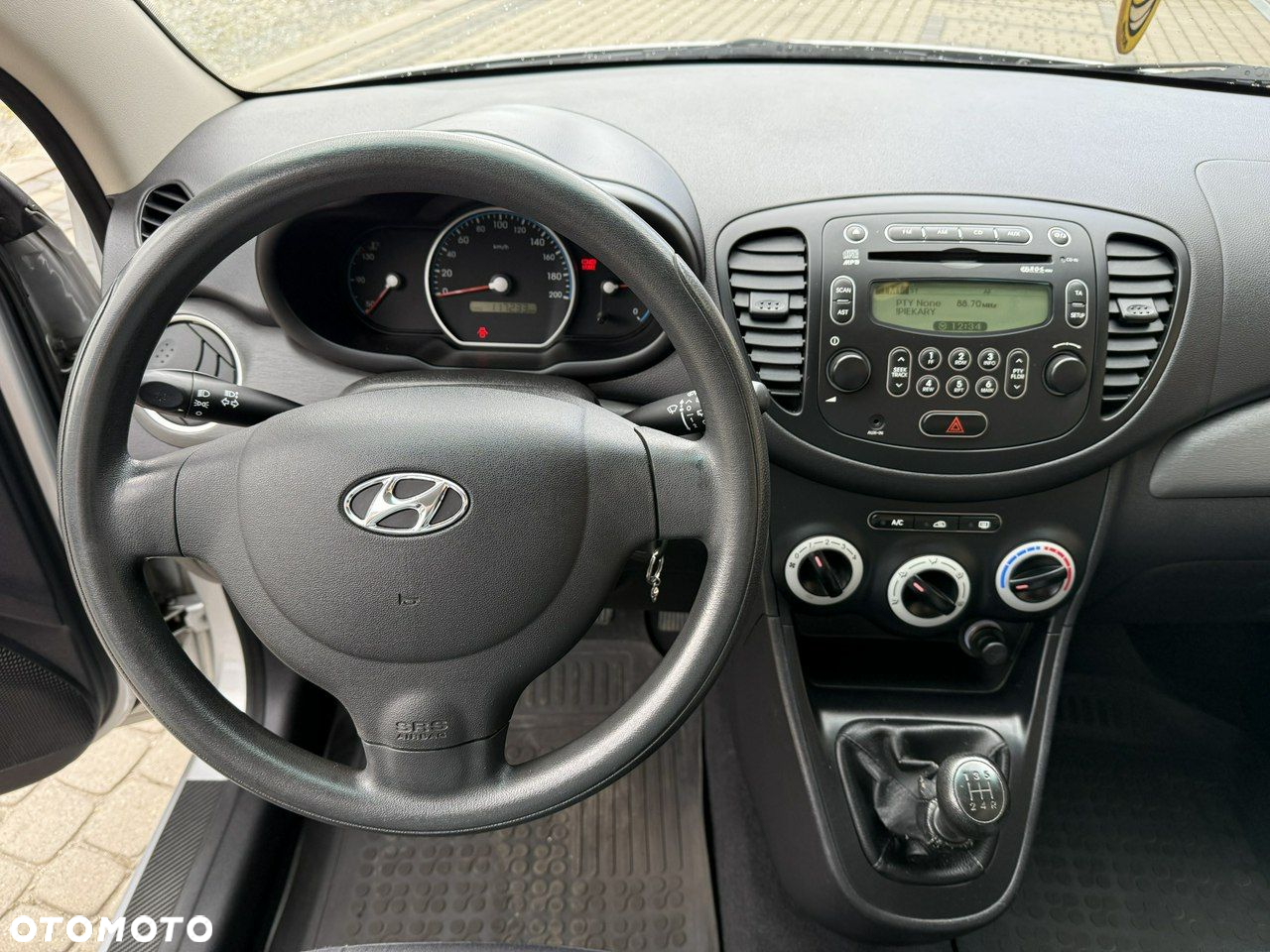 Hyundai i10 1.1 - 15