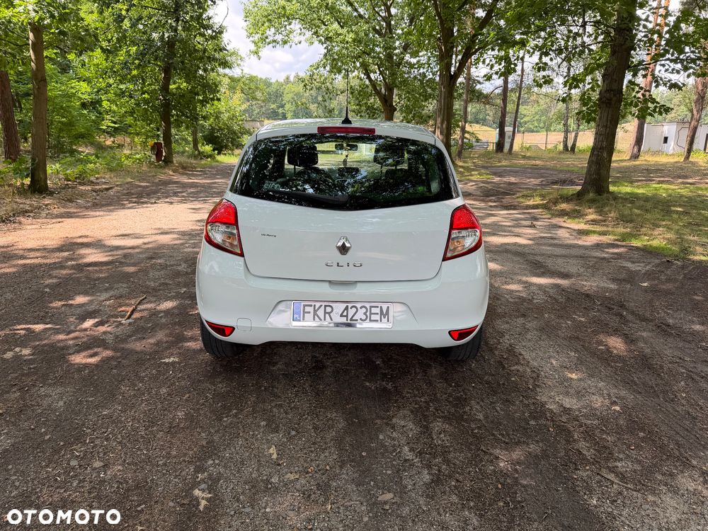 Renault Clio 1.2 16V Expression - 4