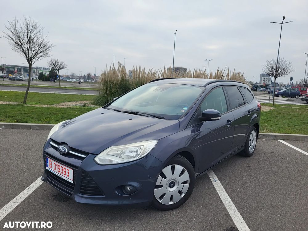Ford Focus Turnier 1.6 TDCi DPF Start-Stopp-System Champions Edition - 1