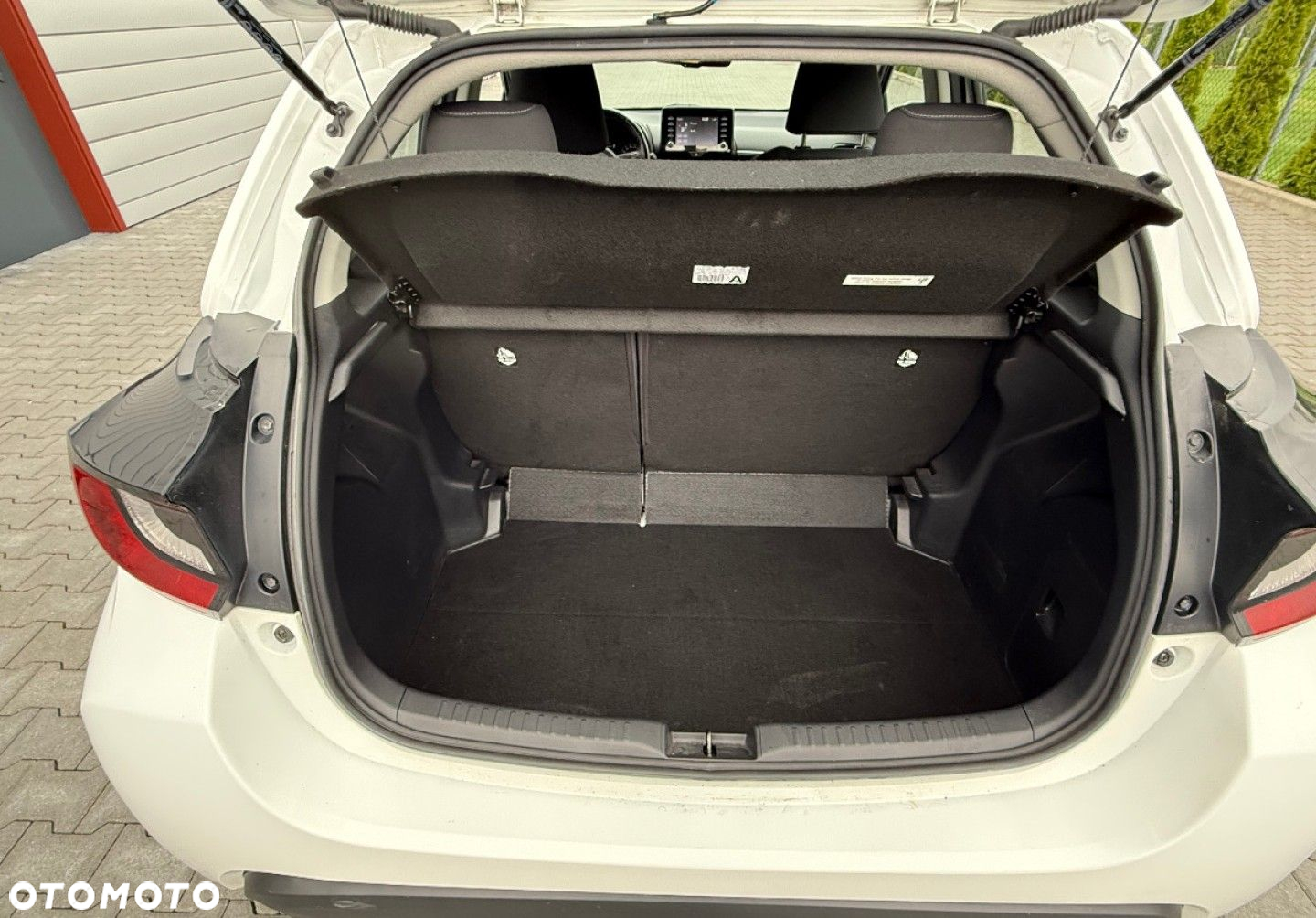 Toyota Yaris - 17