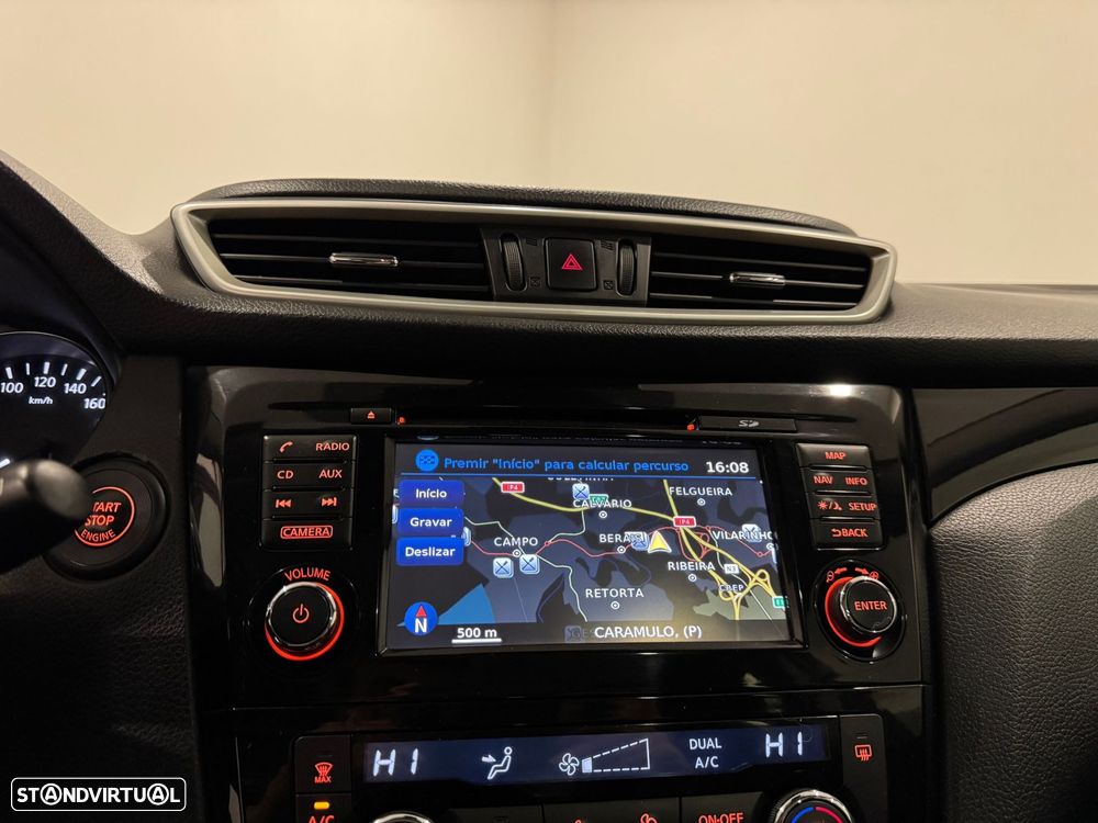 Nissan Qashqai 1.5 dCi N-Connecta 18 - 38