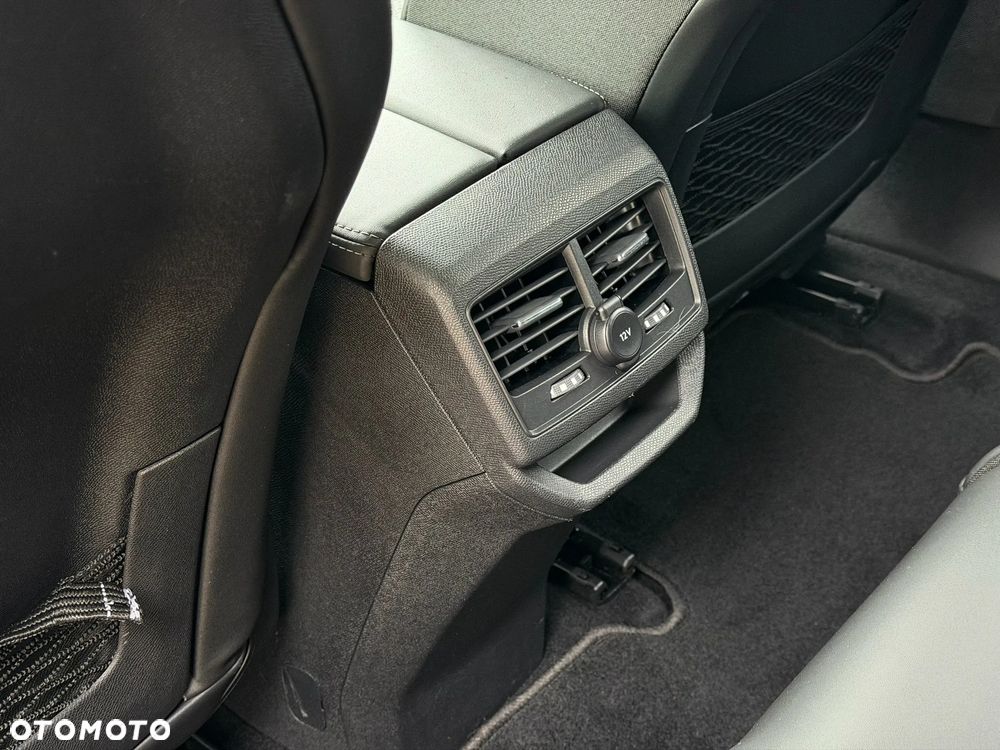 Peugeot 3008 1.5 BlueHDi Allure S&S - 36