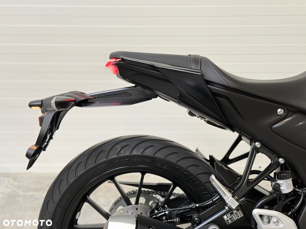 Yamaha MT - 19