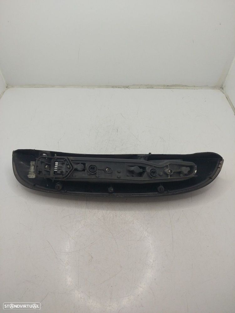 Farolim Stop Esq Opel Corsa C - 3