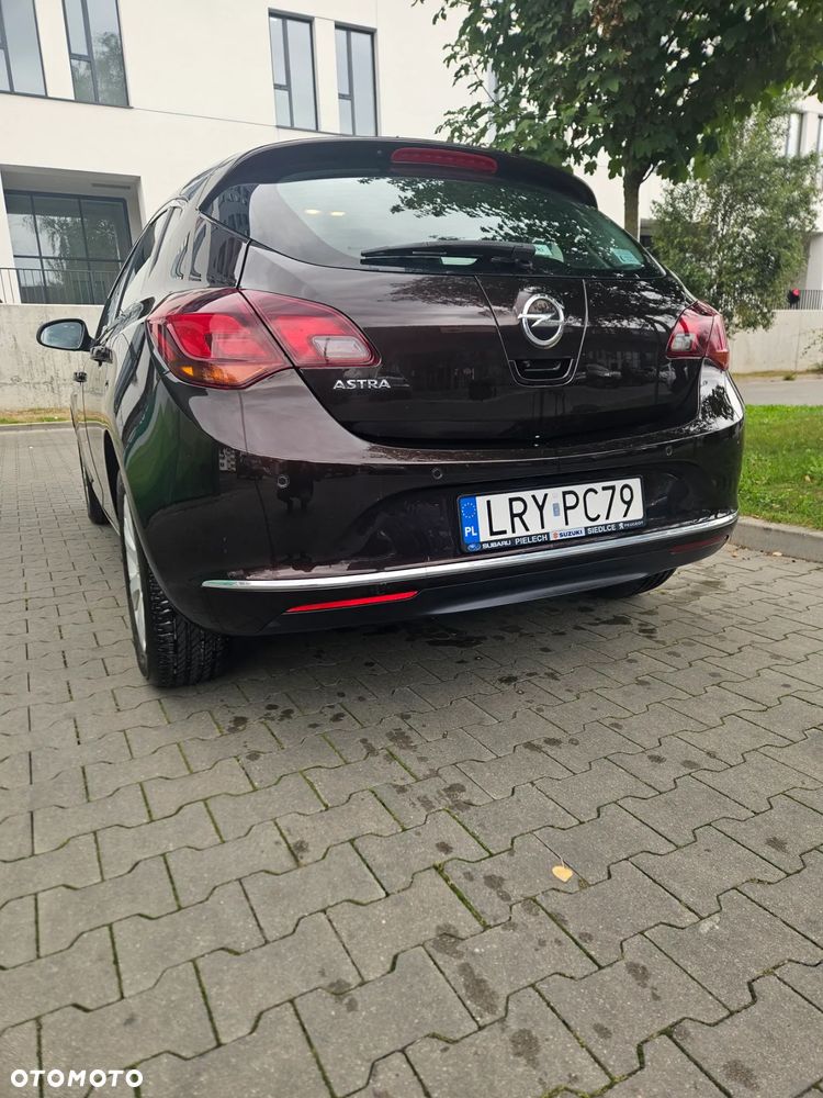 Opel Astra - 2