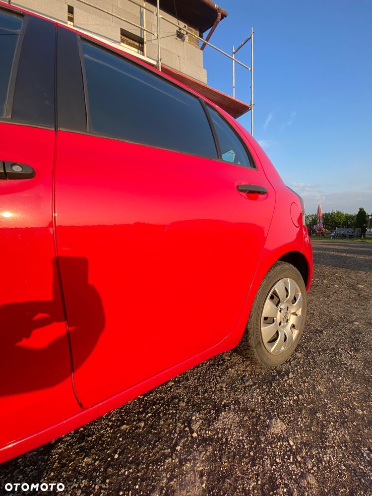 Toyota Yaris - 21