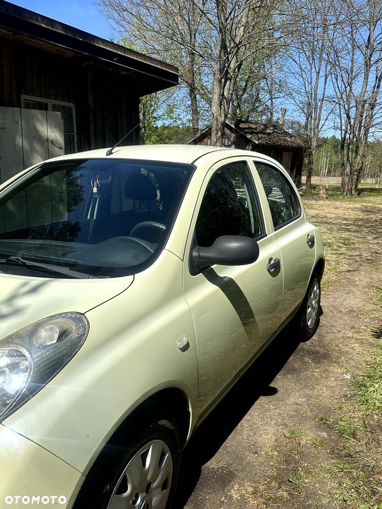 Nissan Micra - 4