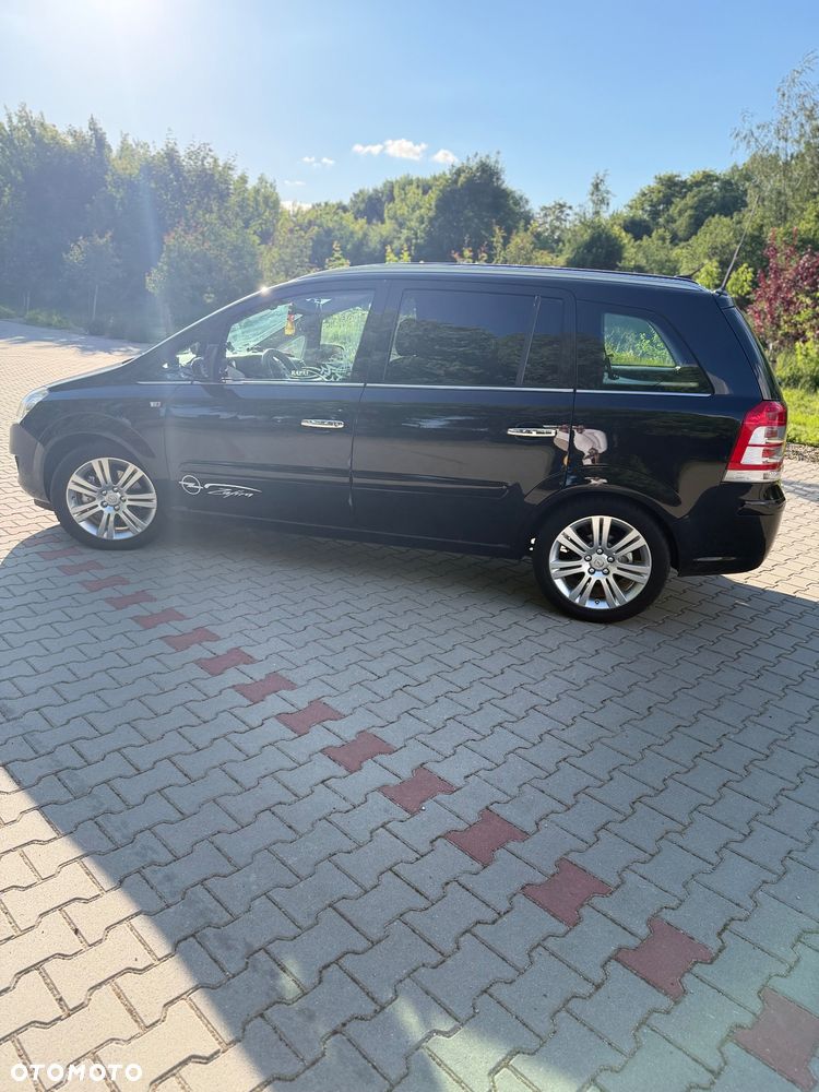 Opel Zafira 1.9 CDTI Cosmo - 3