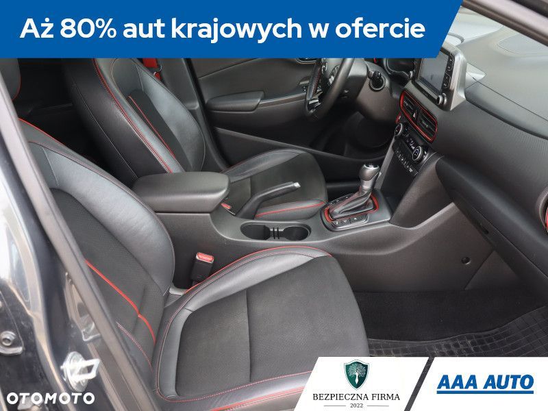 Hyundai Kona - 11