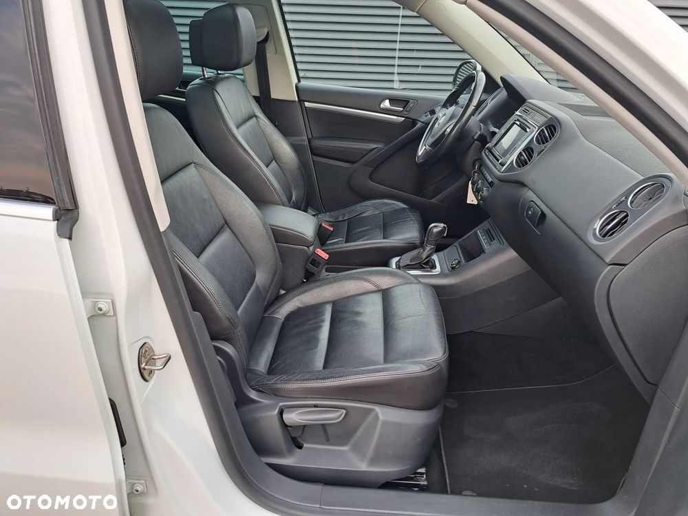 Volkswagen Tiguan 2.0 TDI SCR 4MOTION BlueMotion Technology DSG Sport & Style - 9