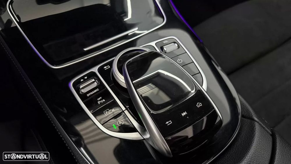 Mercedes-Benz E 220 d AMG Line - 27