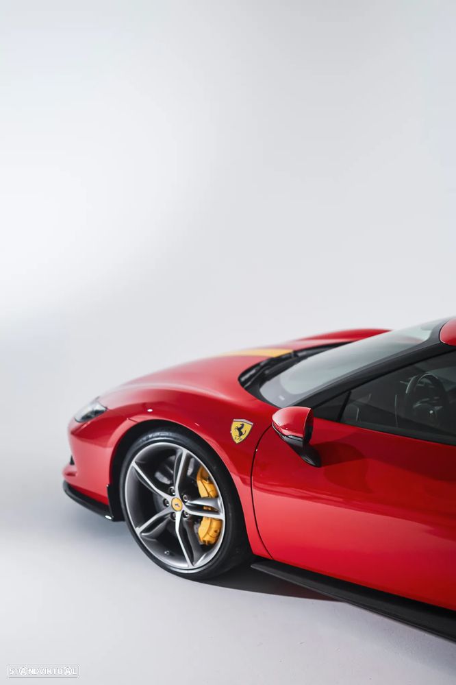 Ferrari 296 GTB Standard - 18